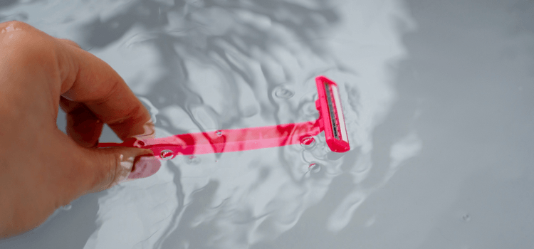 Borotva fertőtlenítése, mikor szükséges?